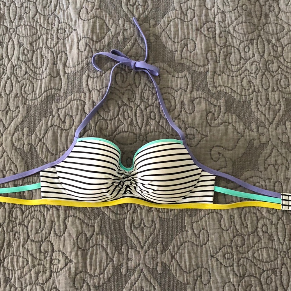 Victoria’s Secret Getaway Halter